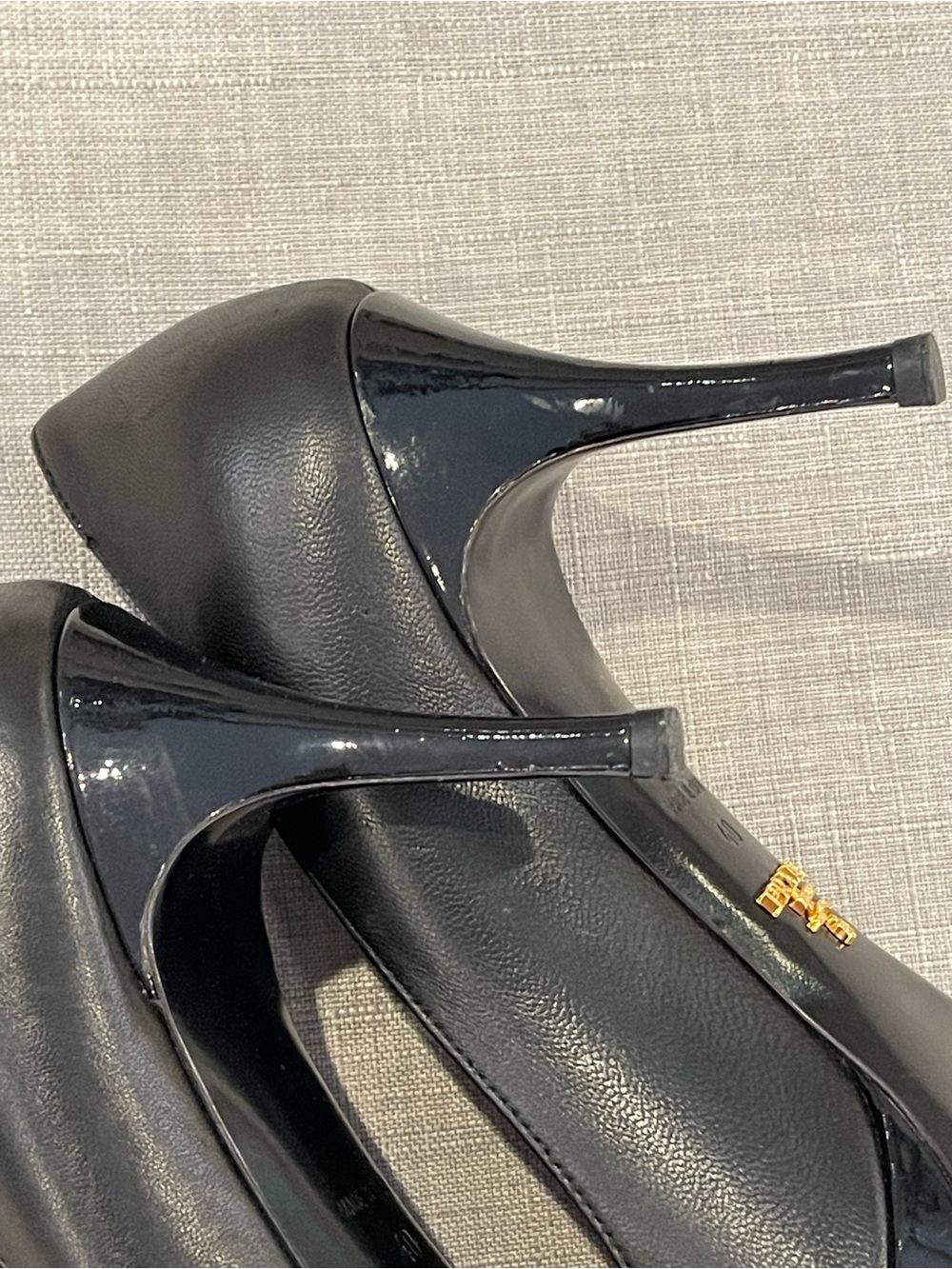 Prada black leather almond toe heels size 40 patent platform and heels luxury - Picture 7 of 11